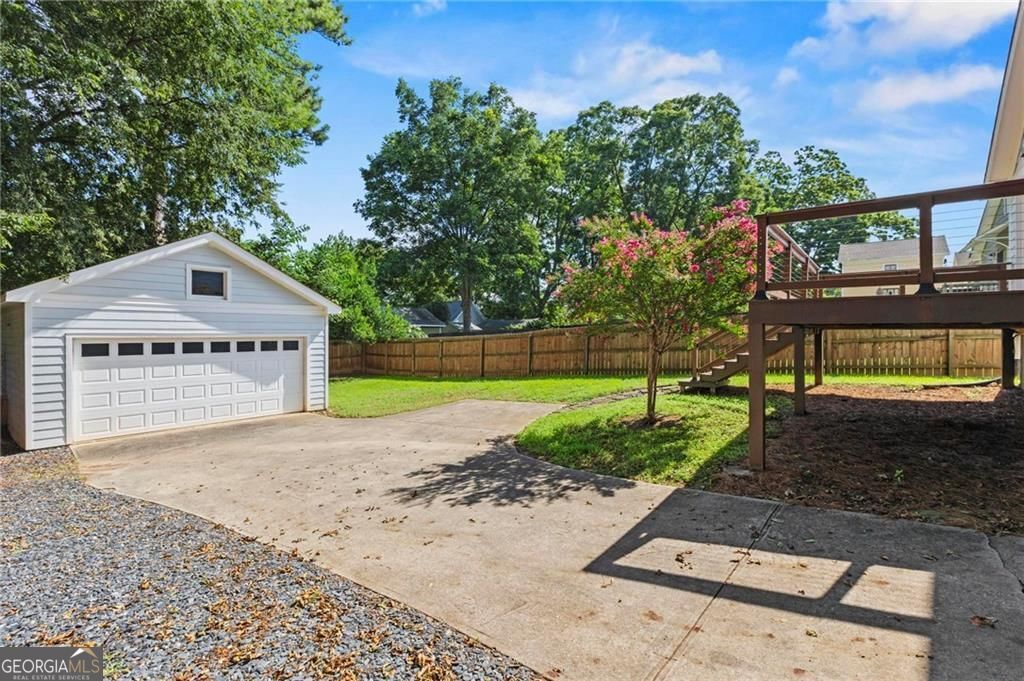 1355 Mercer Avenue Property Photo 26