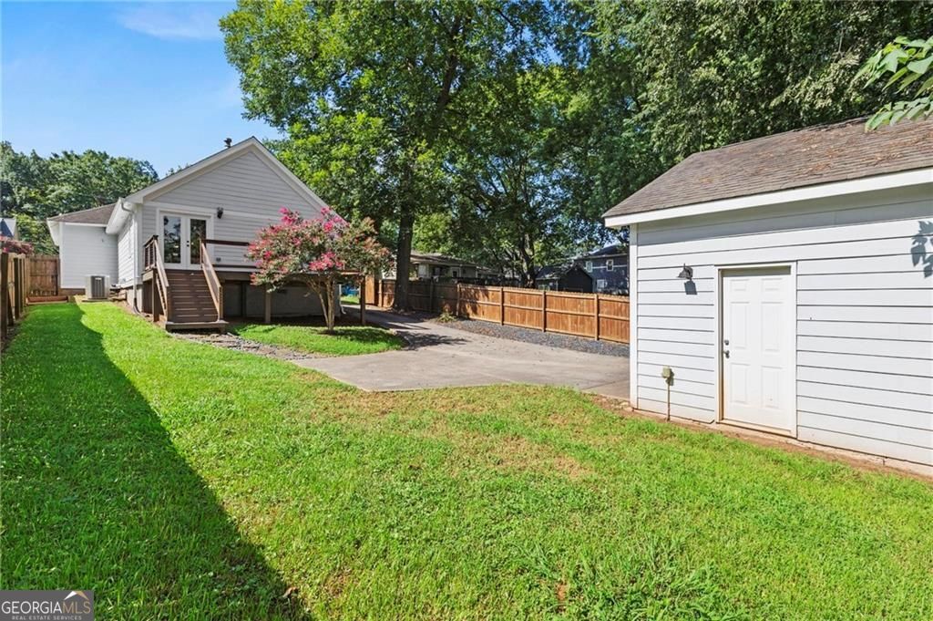 1355 Mercer Avenue Property Photo 28