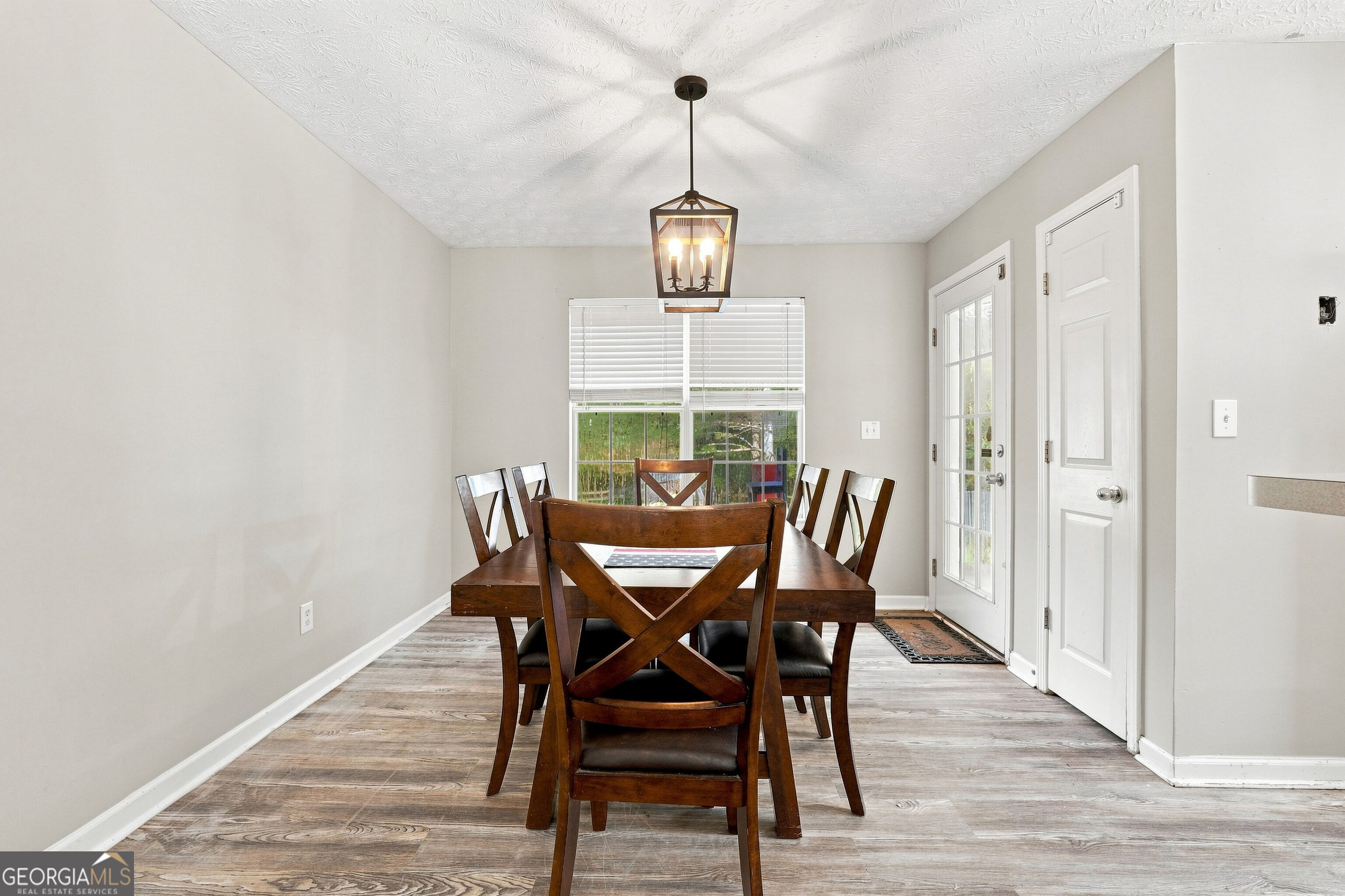 31 Kingston Pointe Drive Property Photo 15