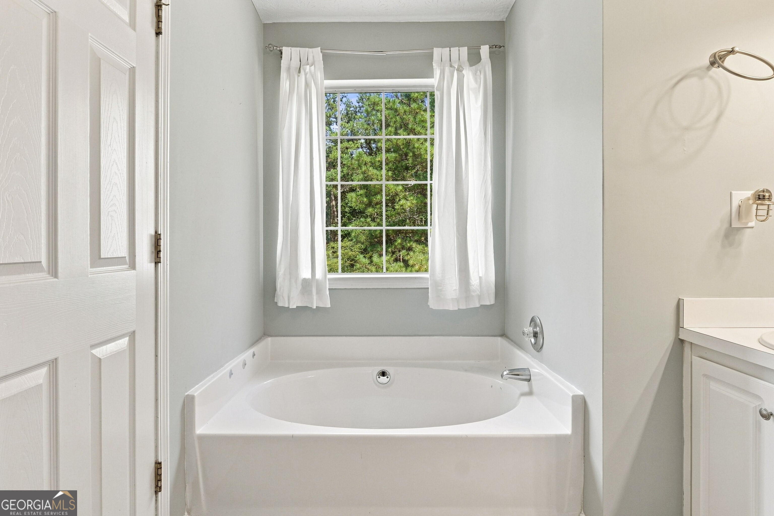 31 Kingston Pointe Drive Property Photo 20