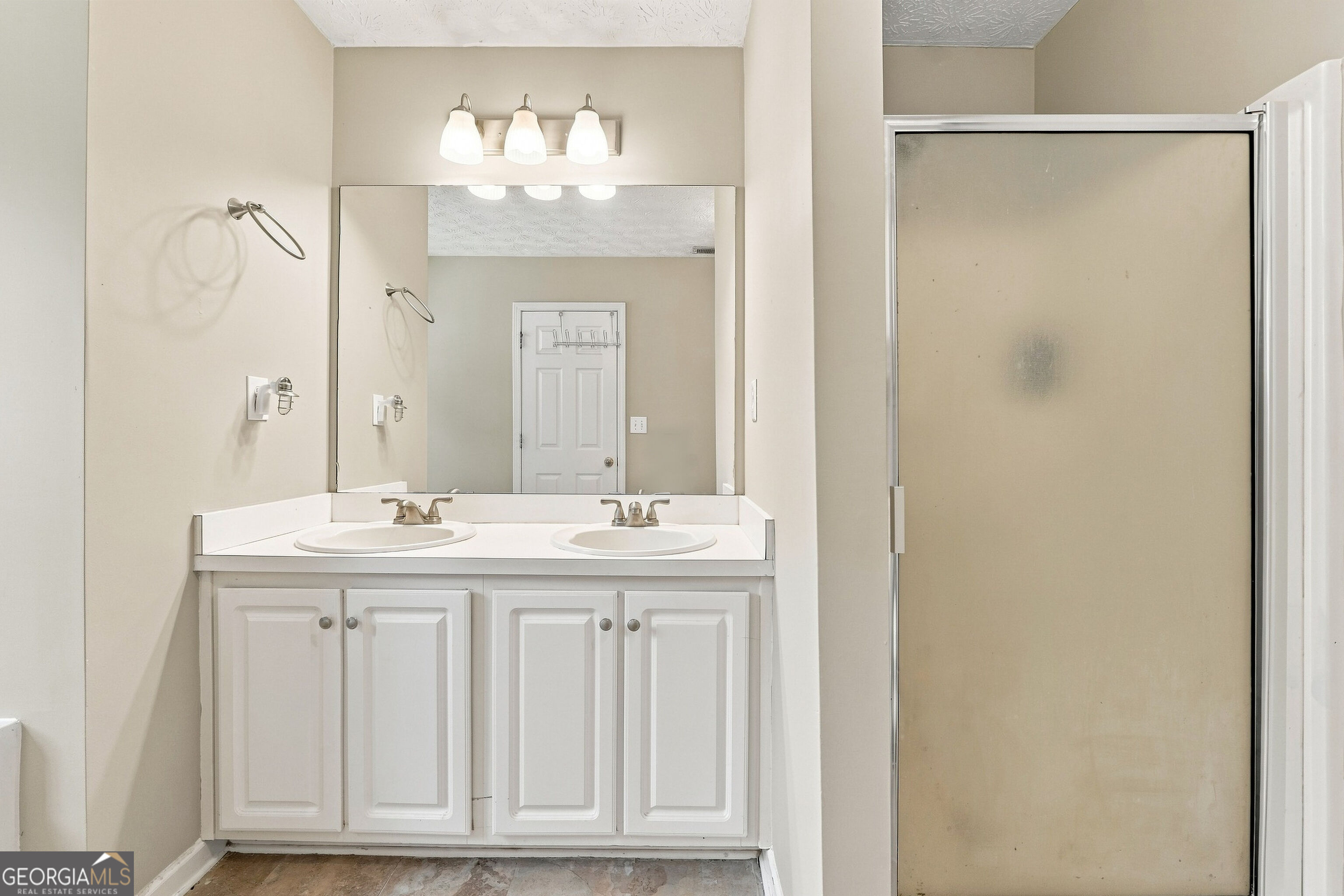 31 Kingston Pointe Drive Property Photo 21