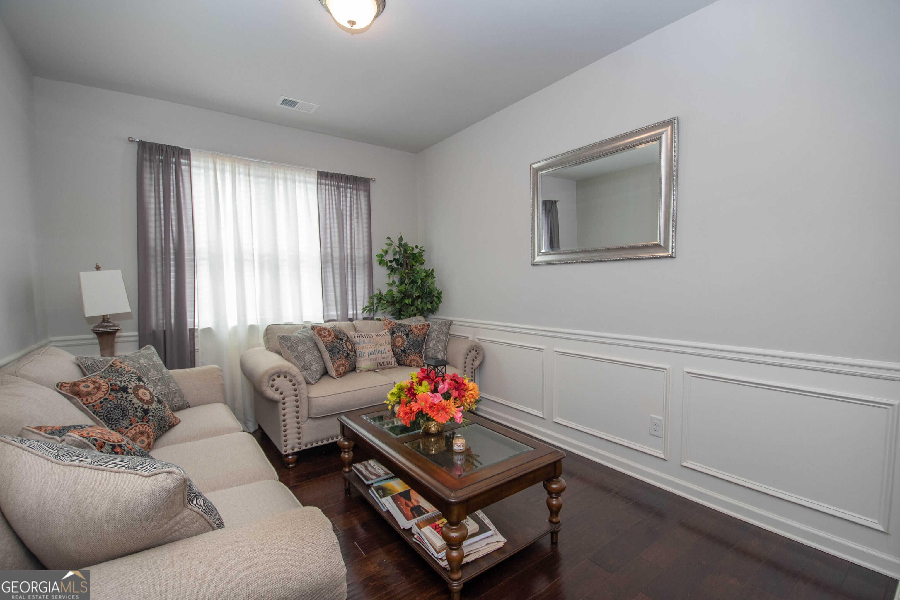 531 Carleton Place Property Photo 8