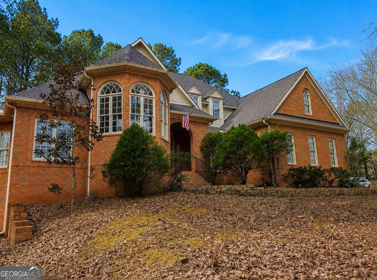 401 Sturdivant Court Property Photo 2