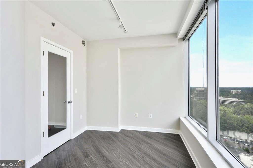 3338 Peachtree Road Ne # 2604 Property Photo 3