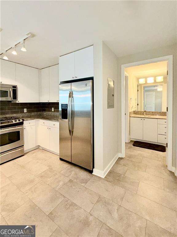 3338 Peachtree Road Ne # 2604 Property Photo 4