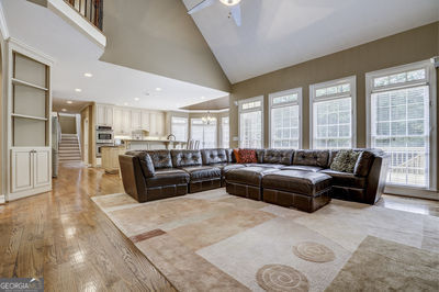 9485 Nesbit Lakes Drive Property Photo 10
