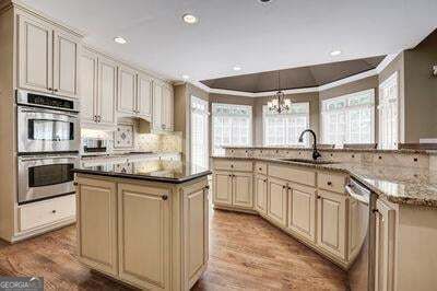 9485 Nesbit Lakes Drive Property Photo 13