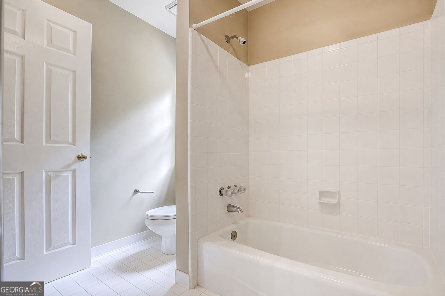 9485 Nesbit Lakes Drive Property Photo 28