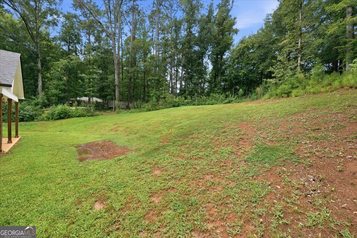 5940 Wesleyan Drive N Property Photo 7