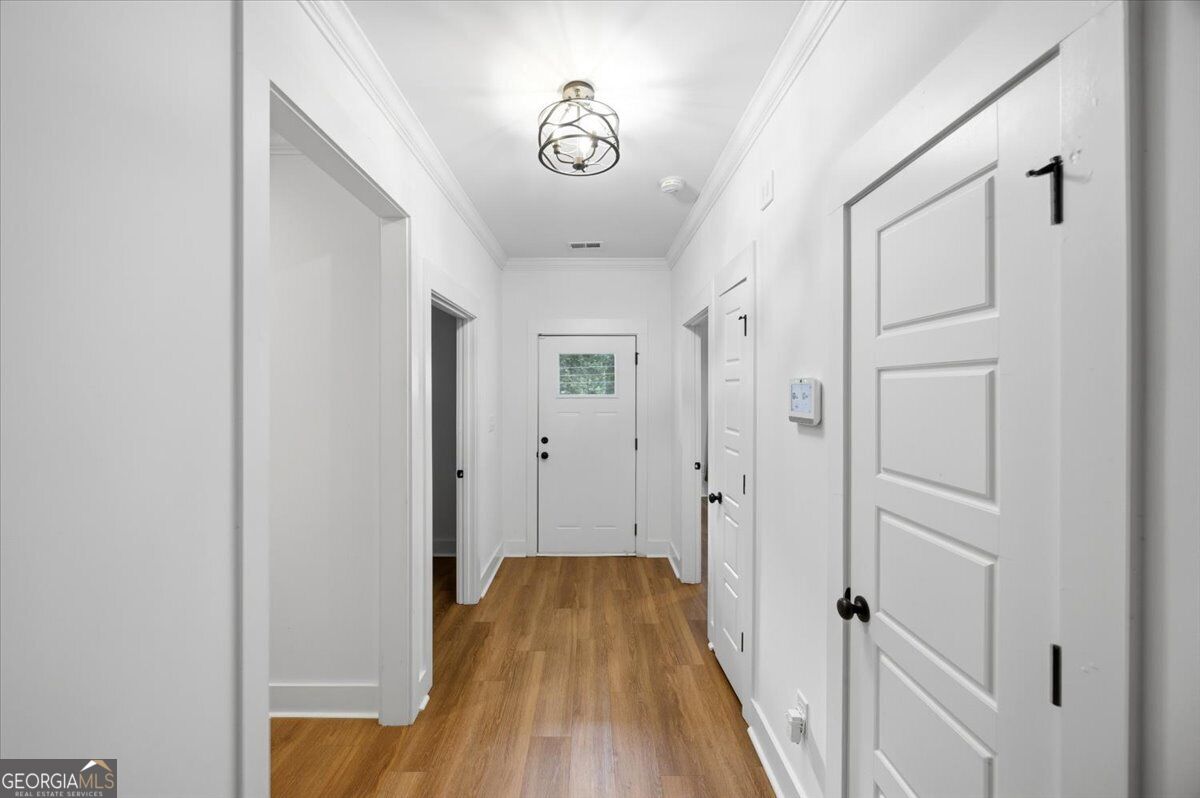 5940 Wesleyan Drive N Property Photo 10