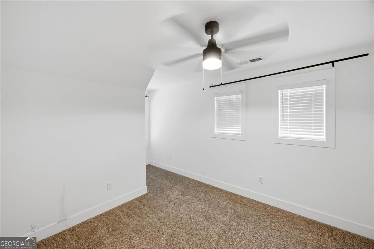 5940 Wesleyan Drive N Property Photo 12