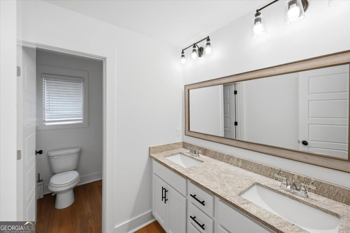 5940 Wesleyan Drive N Property Photo 15
