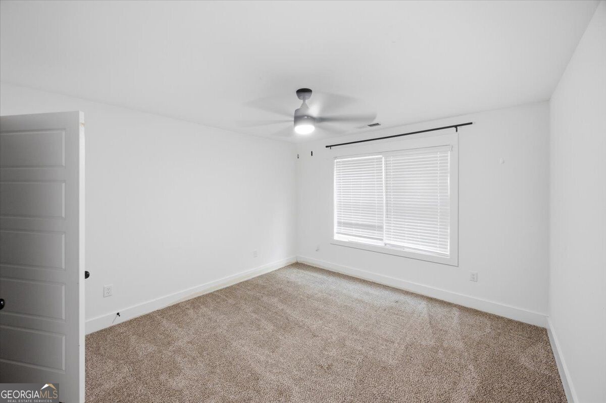 5940 Wesleyan Drive N Property Photo 17
