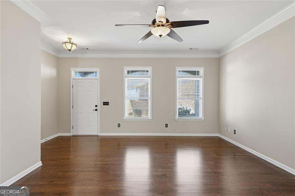 5962 Lexington Way Property Photo 8