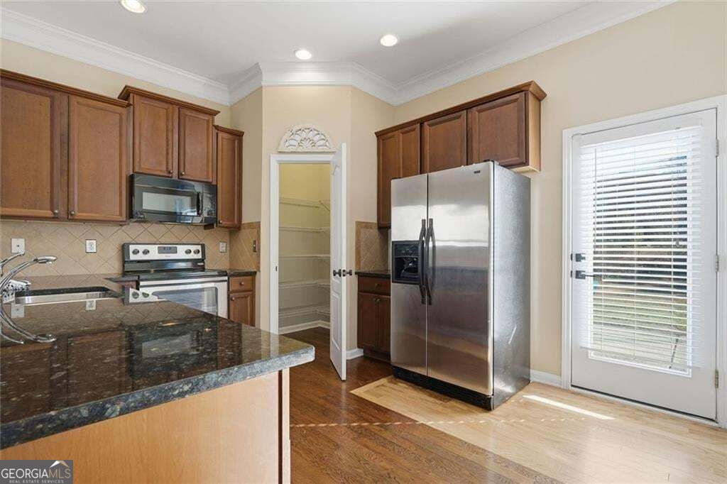 5962 Lexington Way Property Photo 20