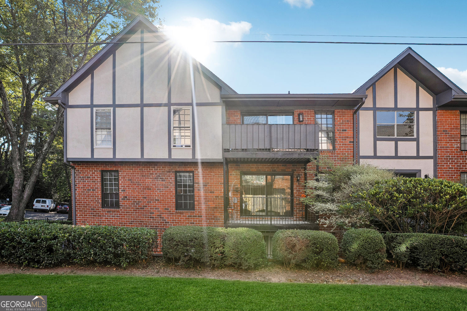 6851 Roswell Road # F32 Property Photo 6