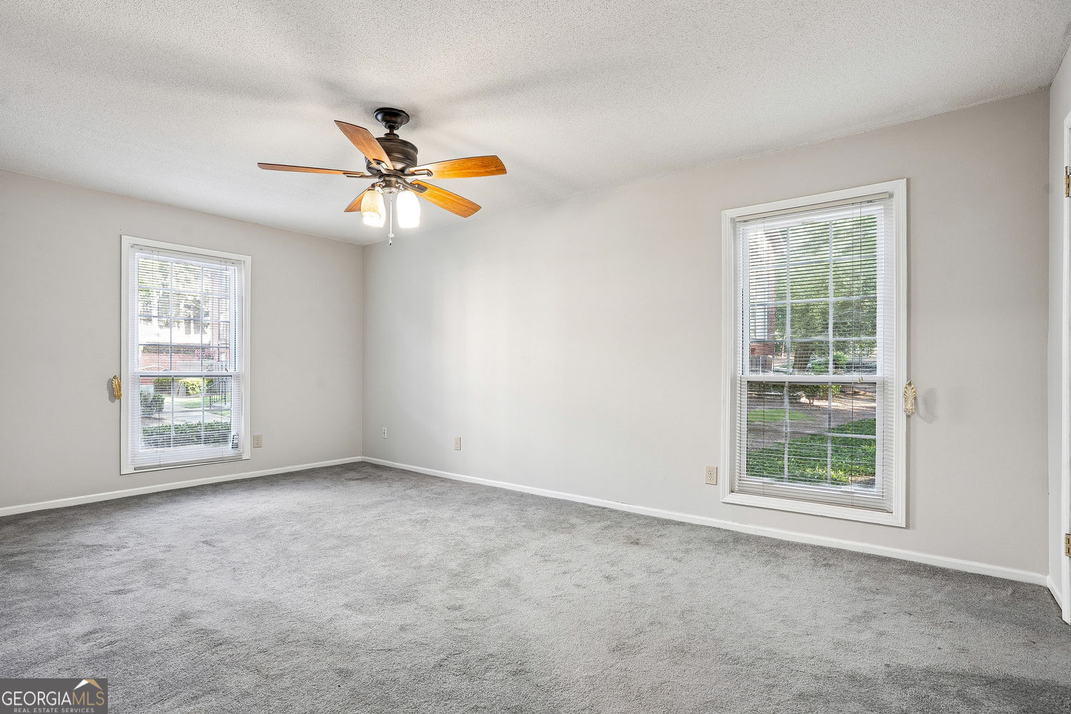 6851 Roswell Road # F32 Property Photo 14