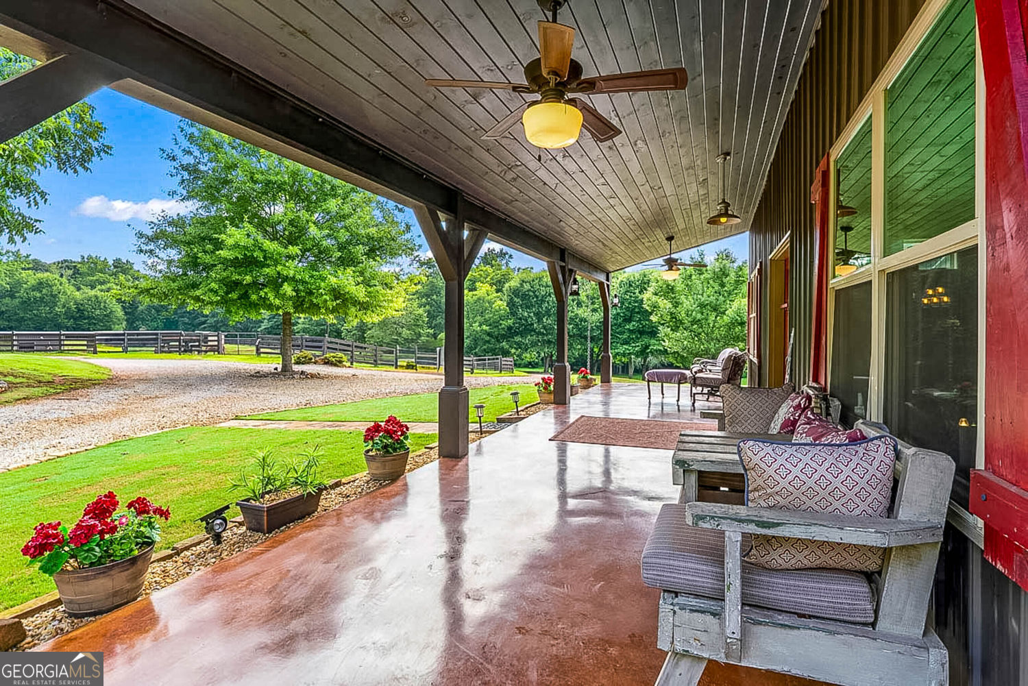 300 Parker Road Property Photo 8