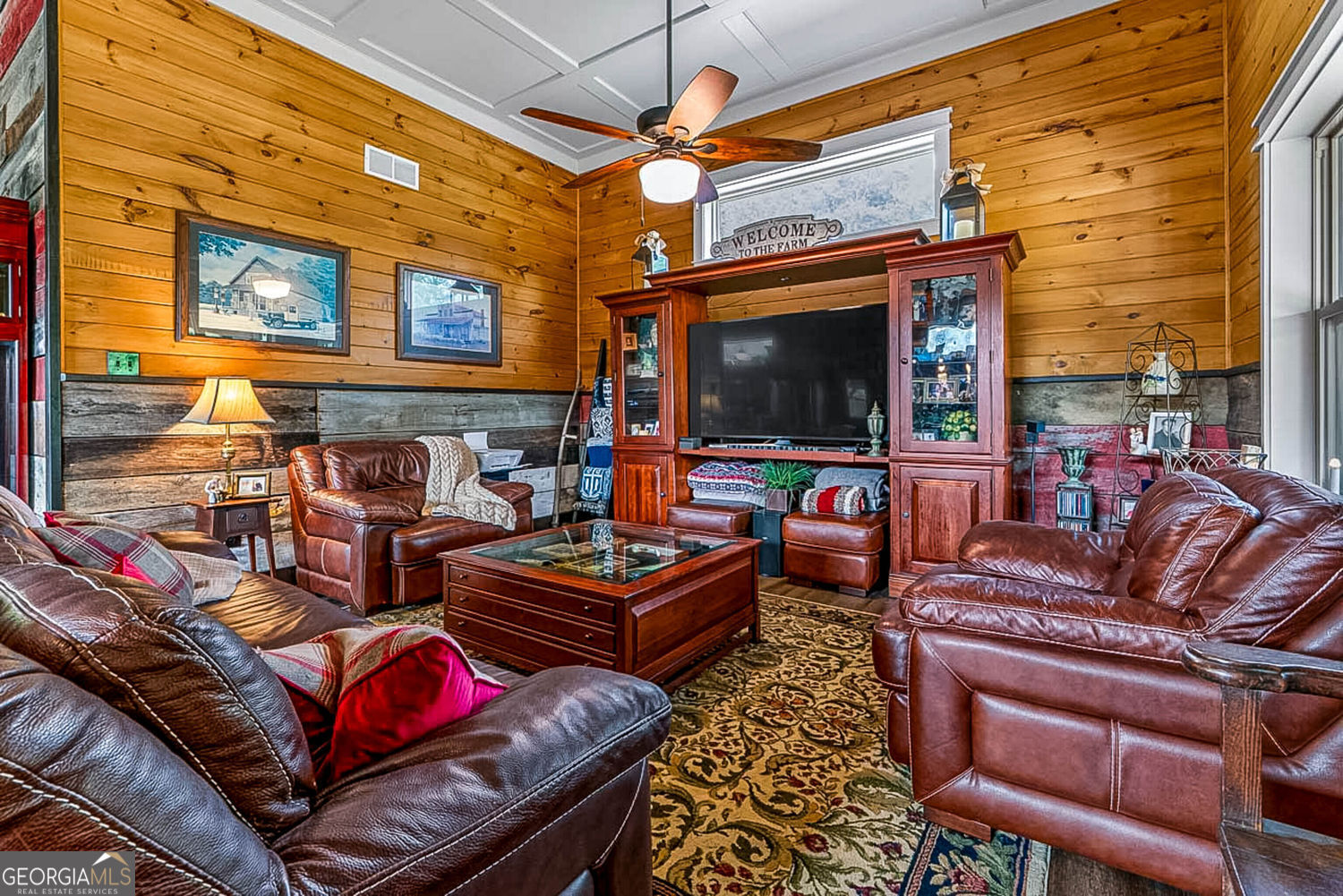 300 Parker Road Property Photo 11