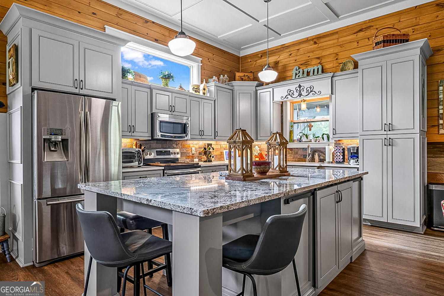 300 Parker Road Property Photo 15