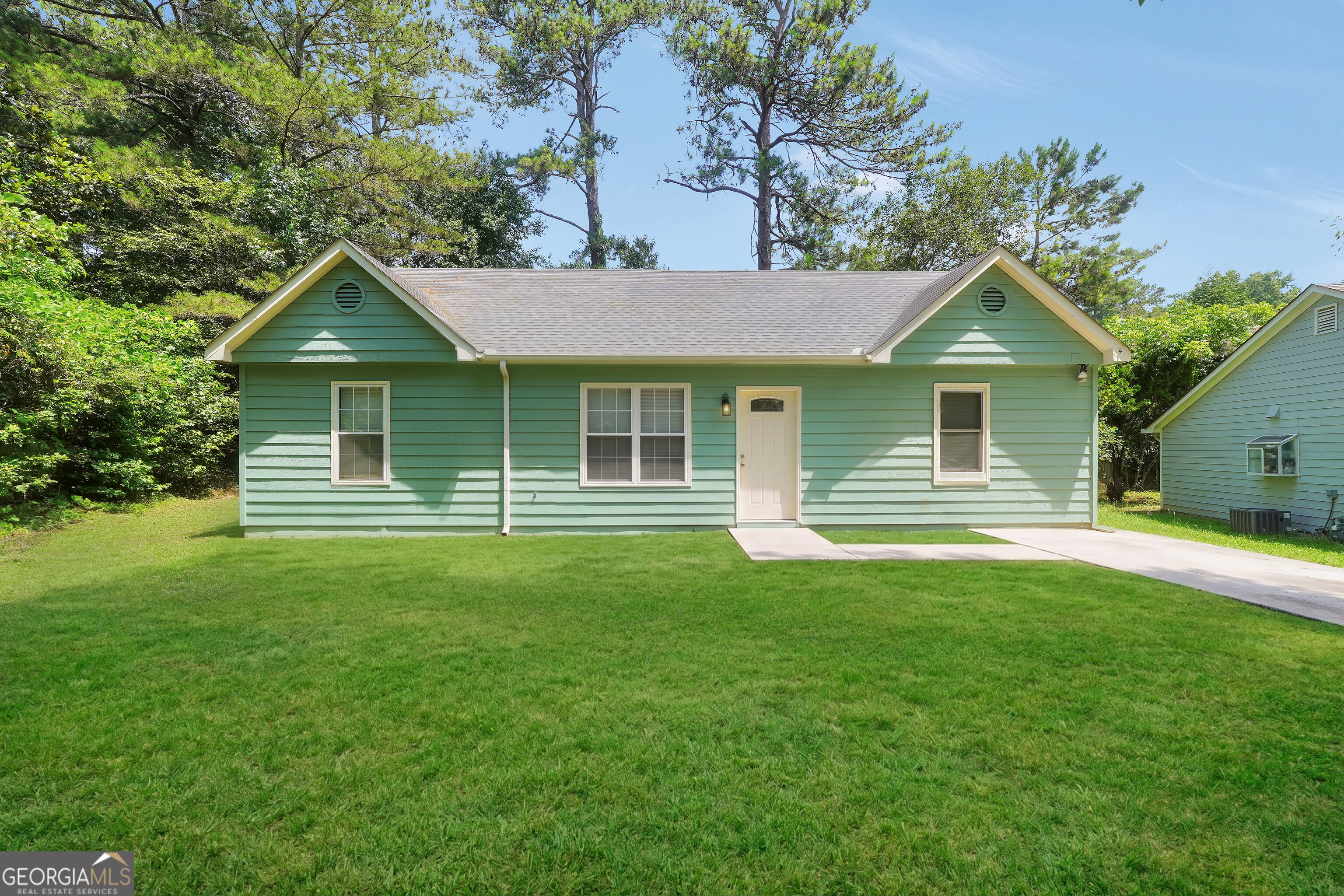 9202 Fairway Court Property Photo 1