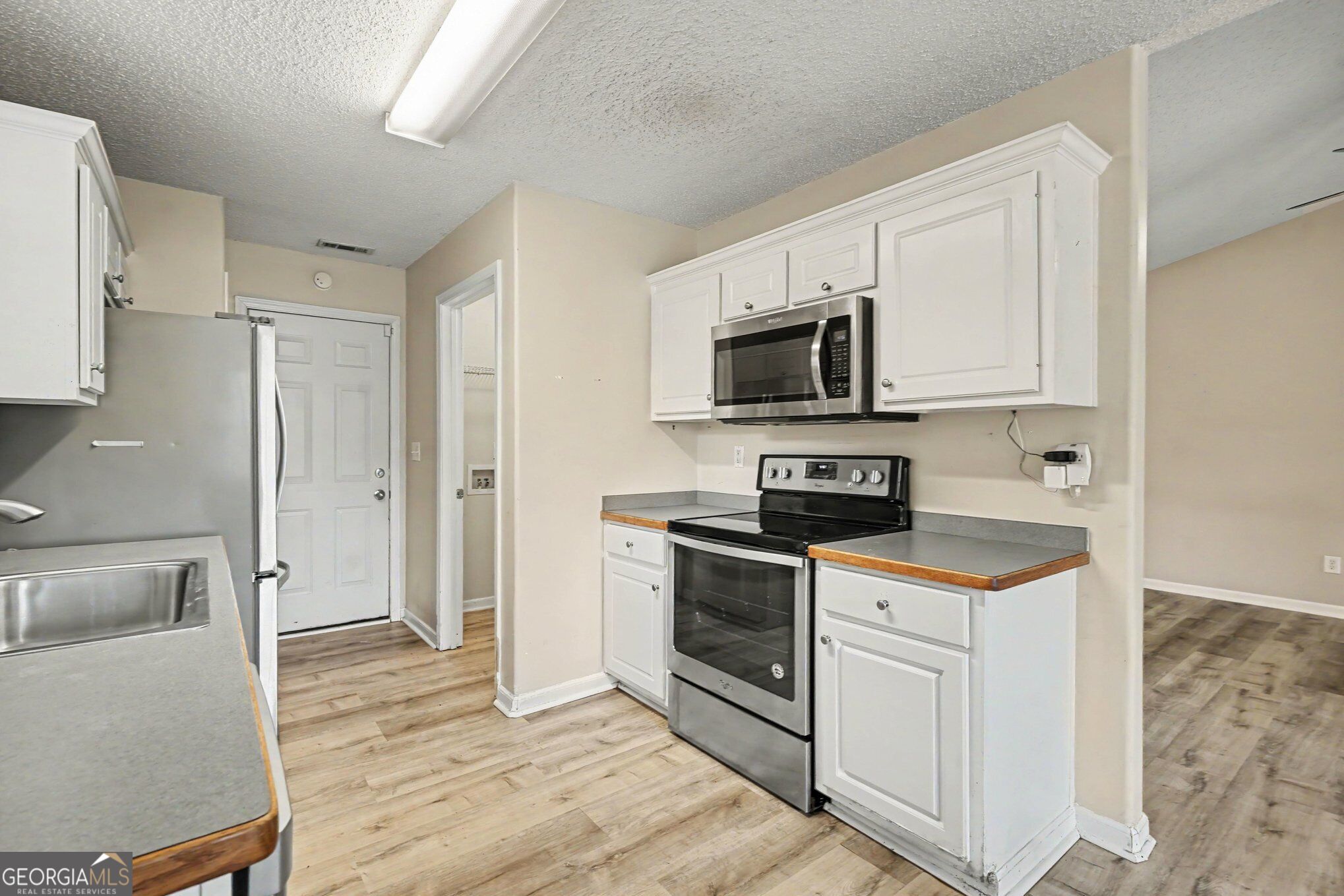 410 Wilshire Lane Property Photo 11