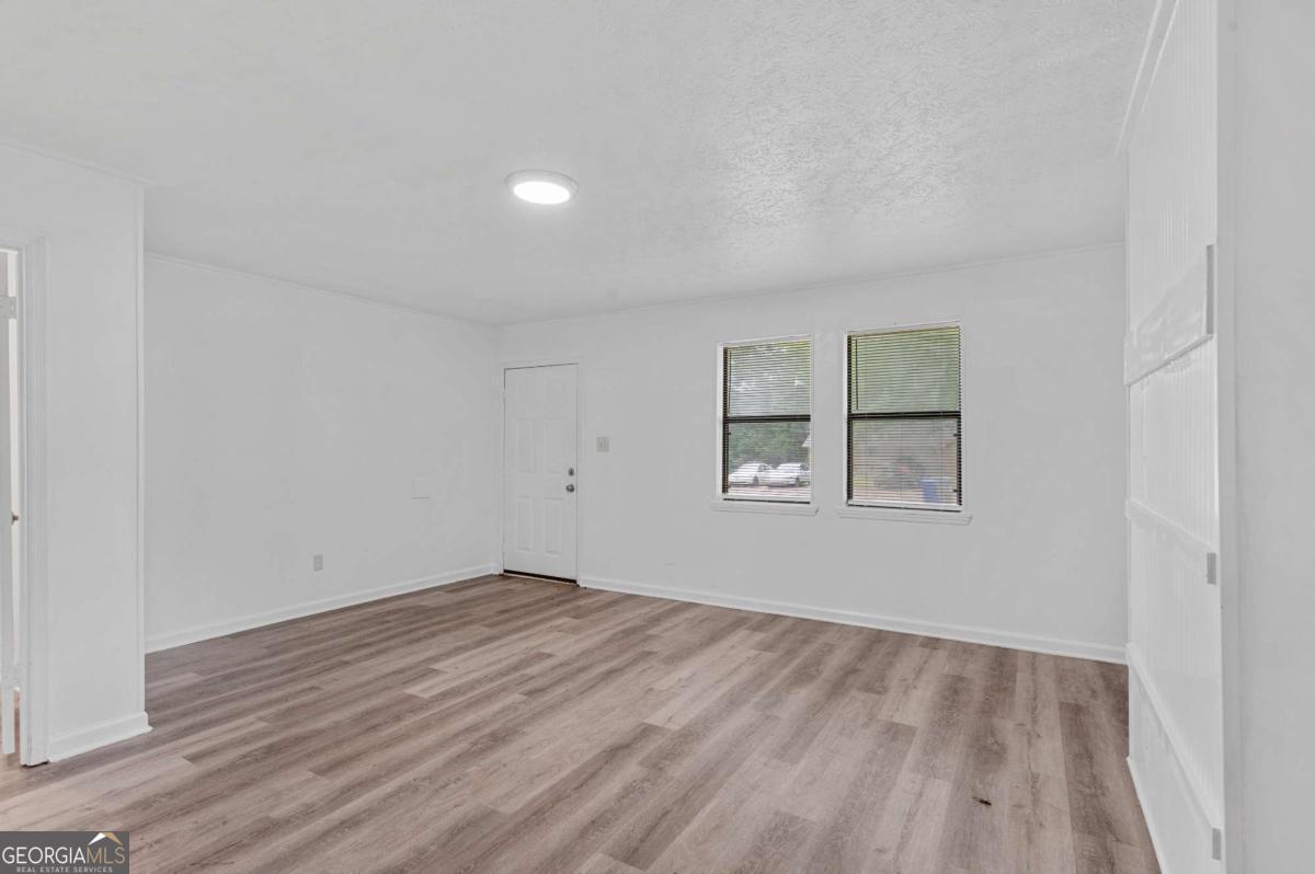 117 Tanglewood Drive # A Property Photo 5