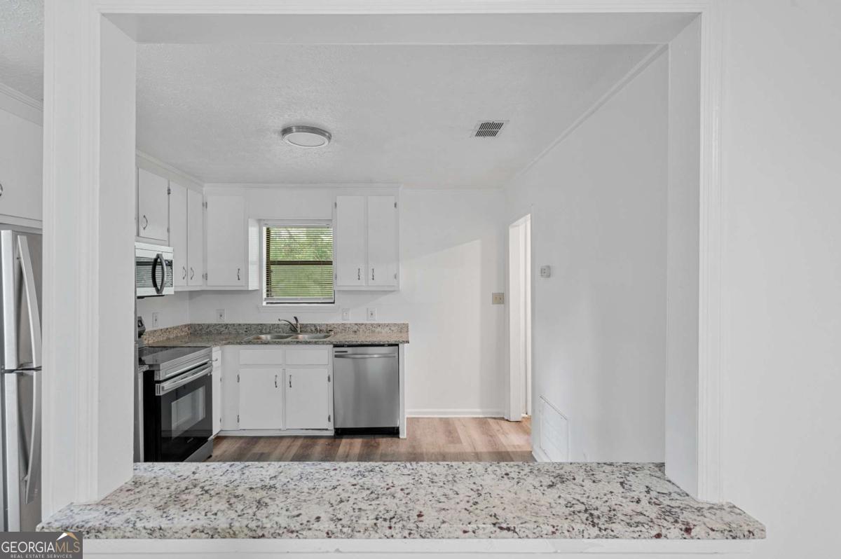 117 Tanglewood Drive # A Property Photo 6