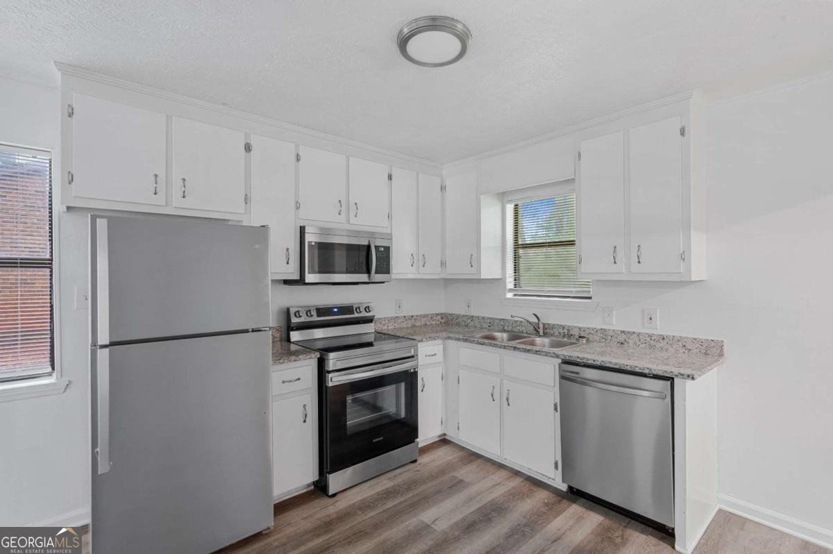 117 Tanglewood Drive # A Property Photo 8