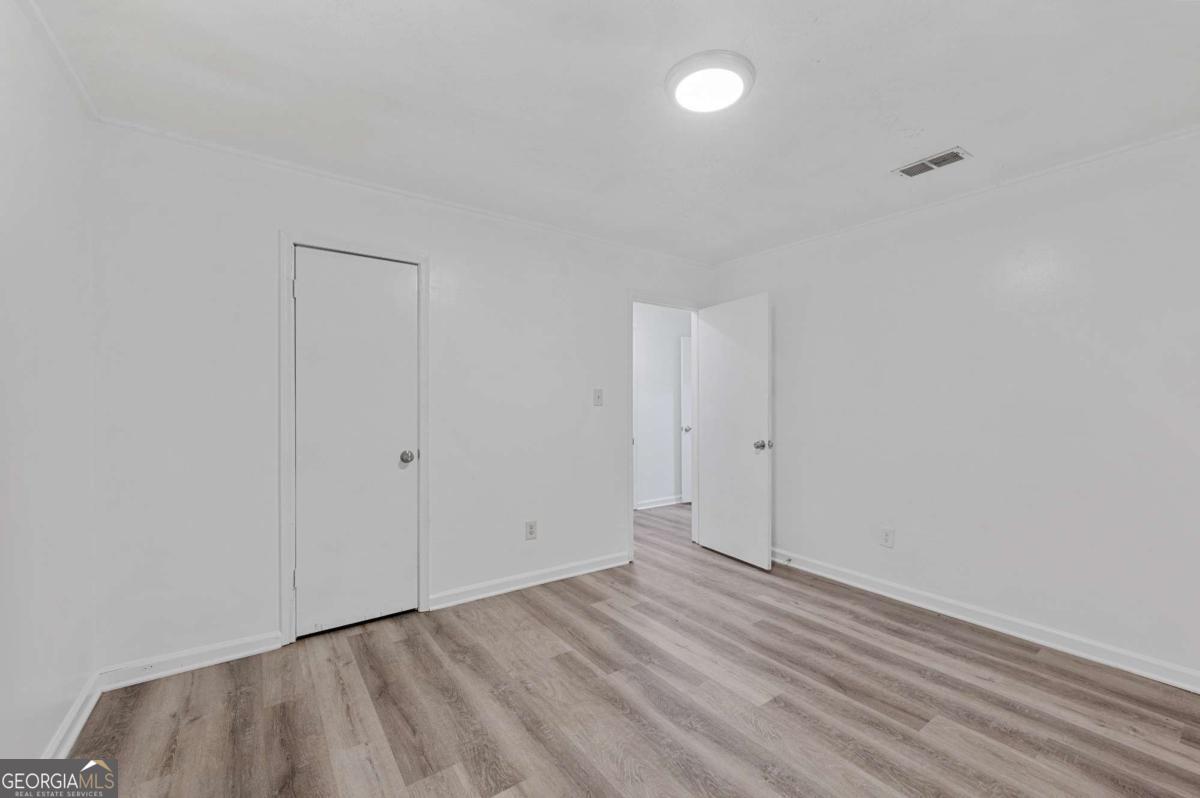 117 Tanglewood Drive # A Property Photo 13
