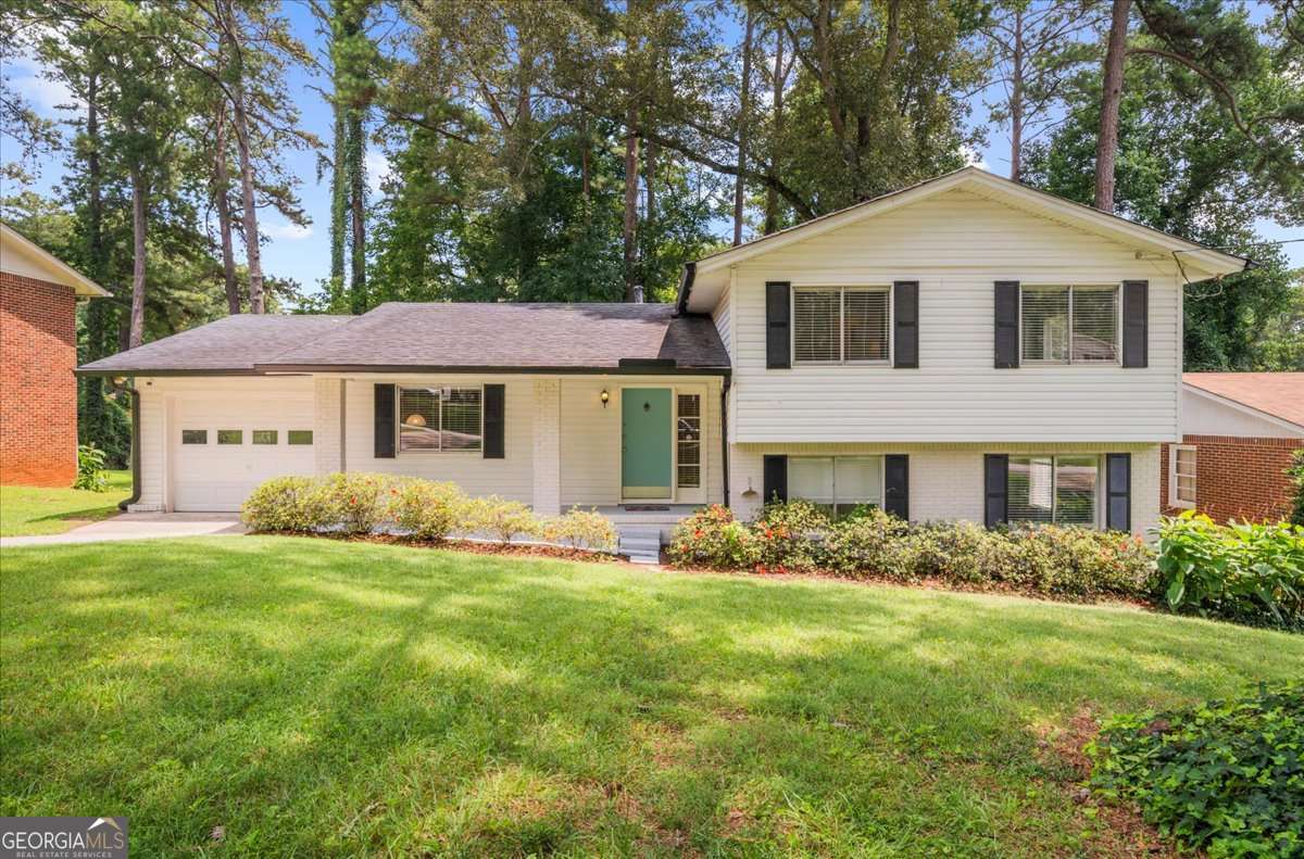 2946 Lloyd Road Property Photo 1