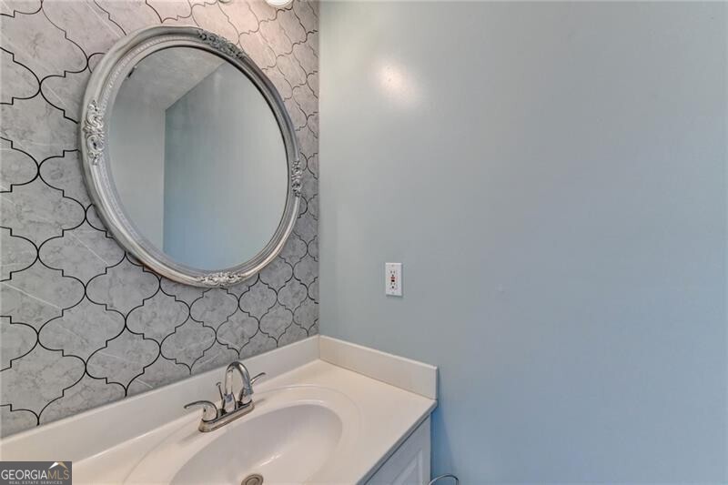 398 Beech Hollow Trail Property Photo 38