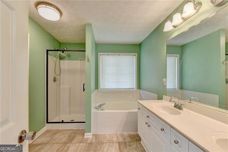 398 Beech Hollow Trail Property Photo 43