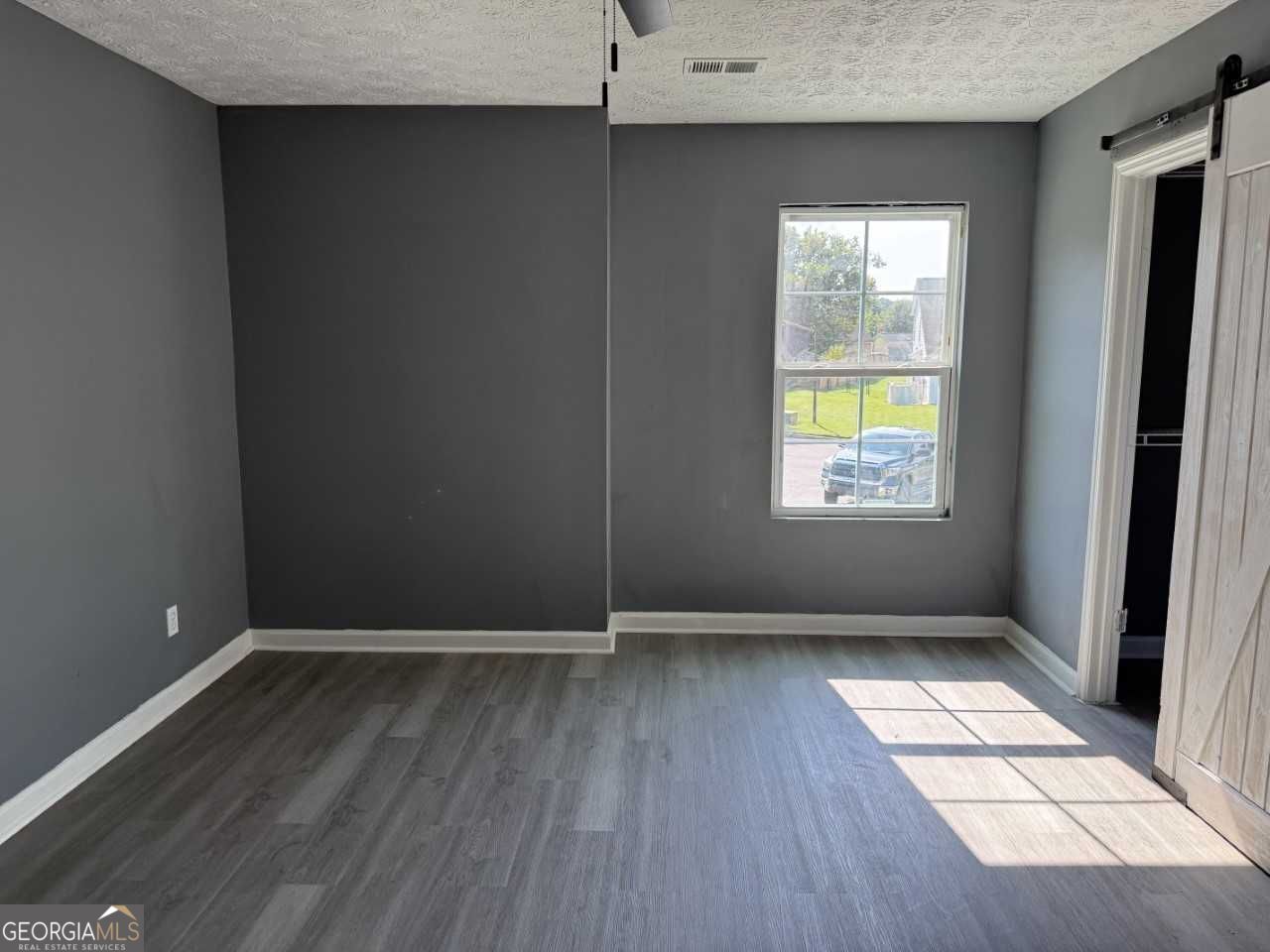 6463 Pine Bark Court Property Photo 6