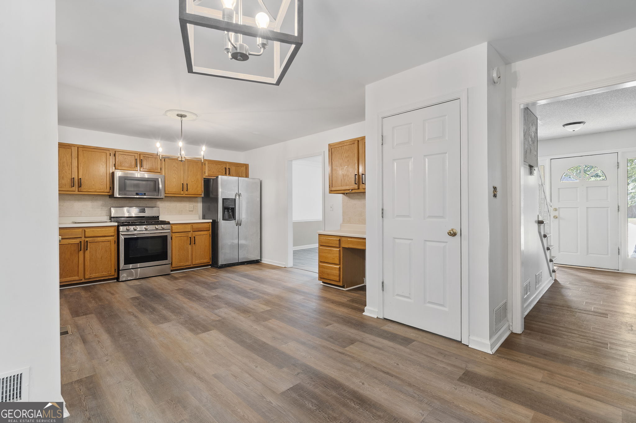 296 Abbington Way Property Photo 11