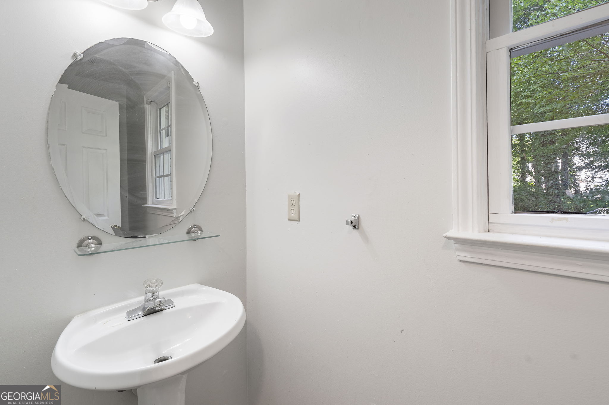 296 Abbington Way Property Photo 16