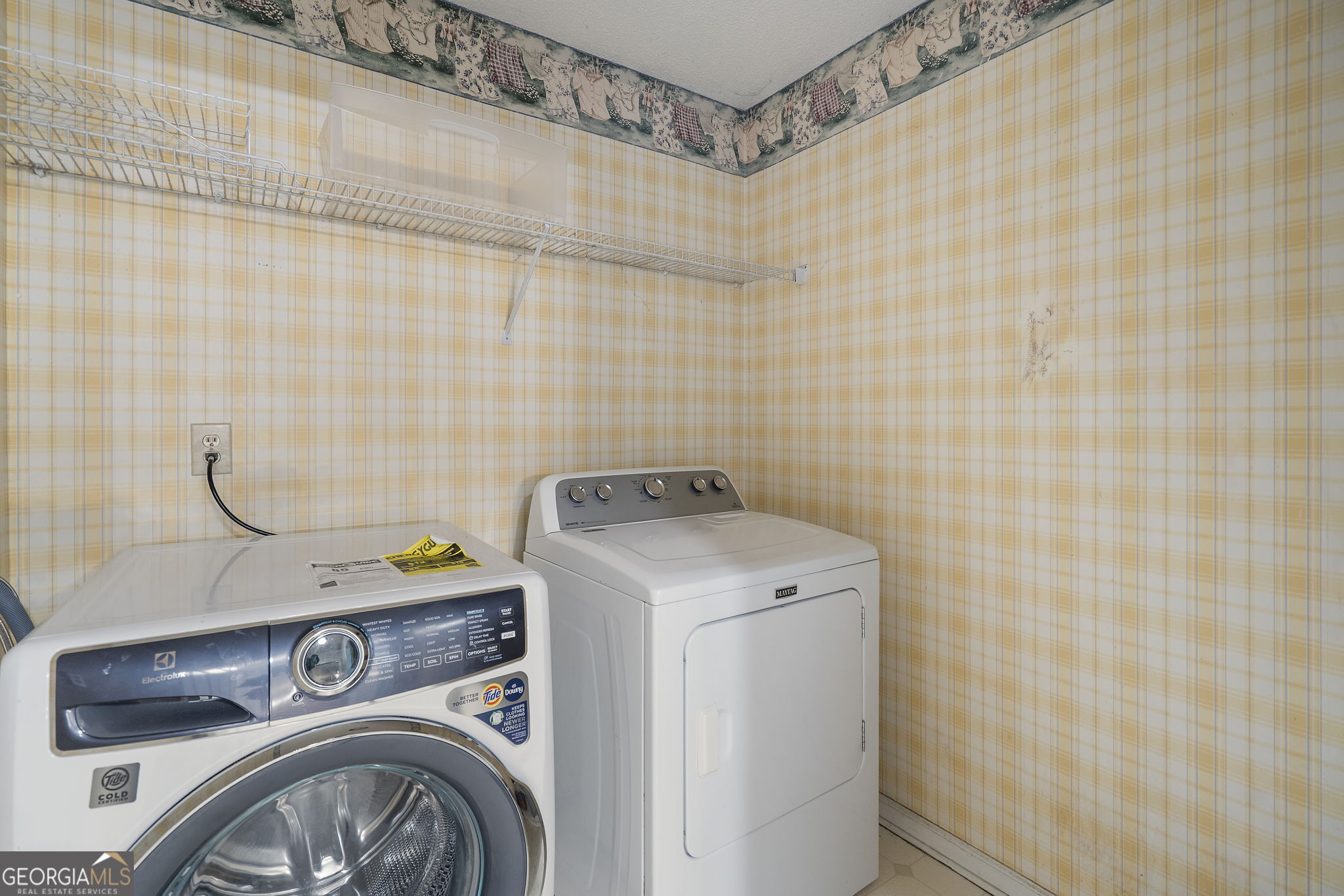 296 Abbington Way Property Photo 17