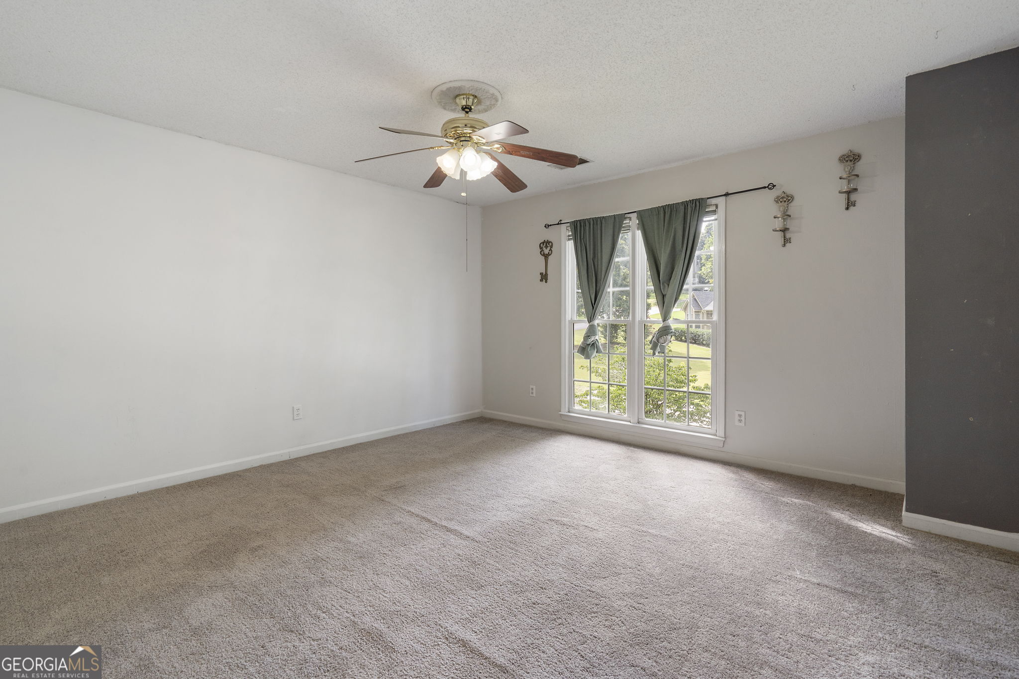 296 Abbington Way Property Photo 33