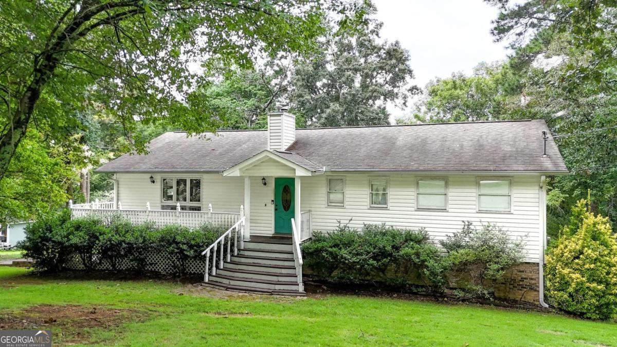 110 Crestmont Drive Property Photo 1