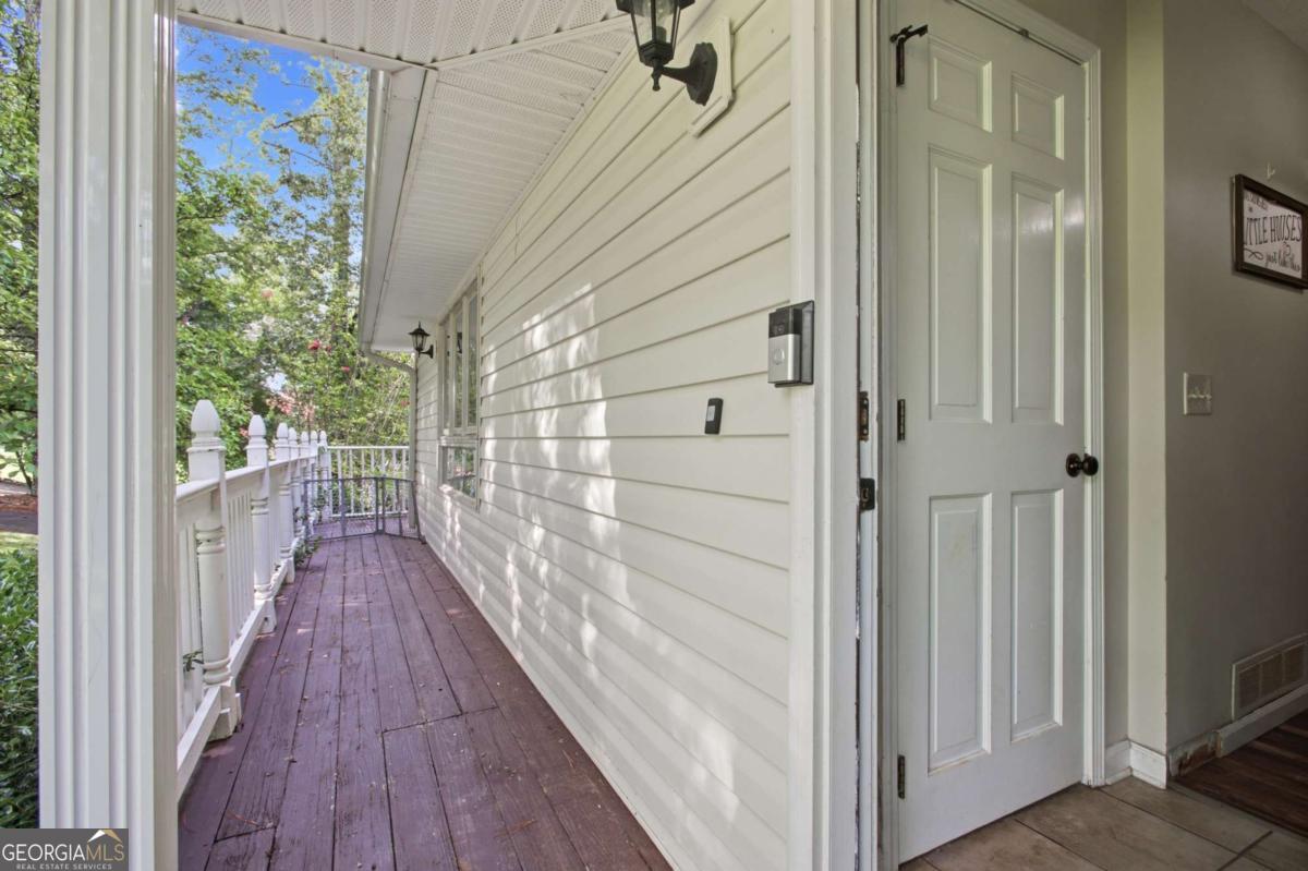110 Crestmont Drive Property Photo 4