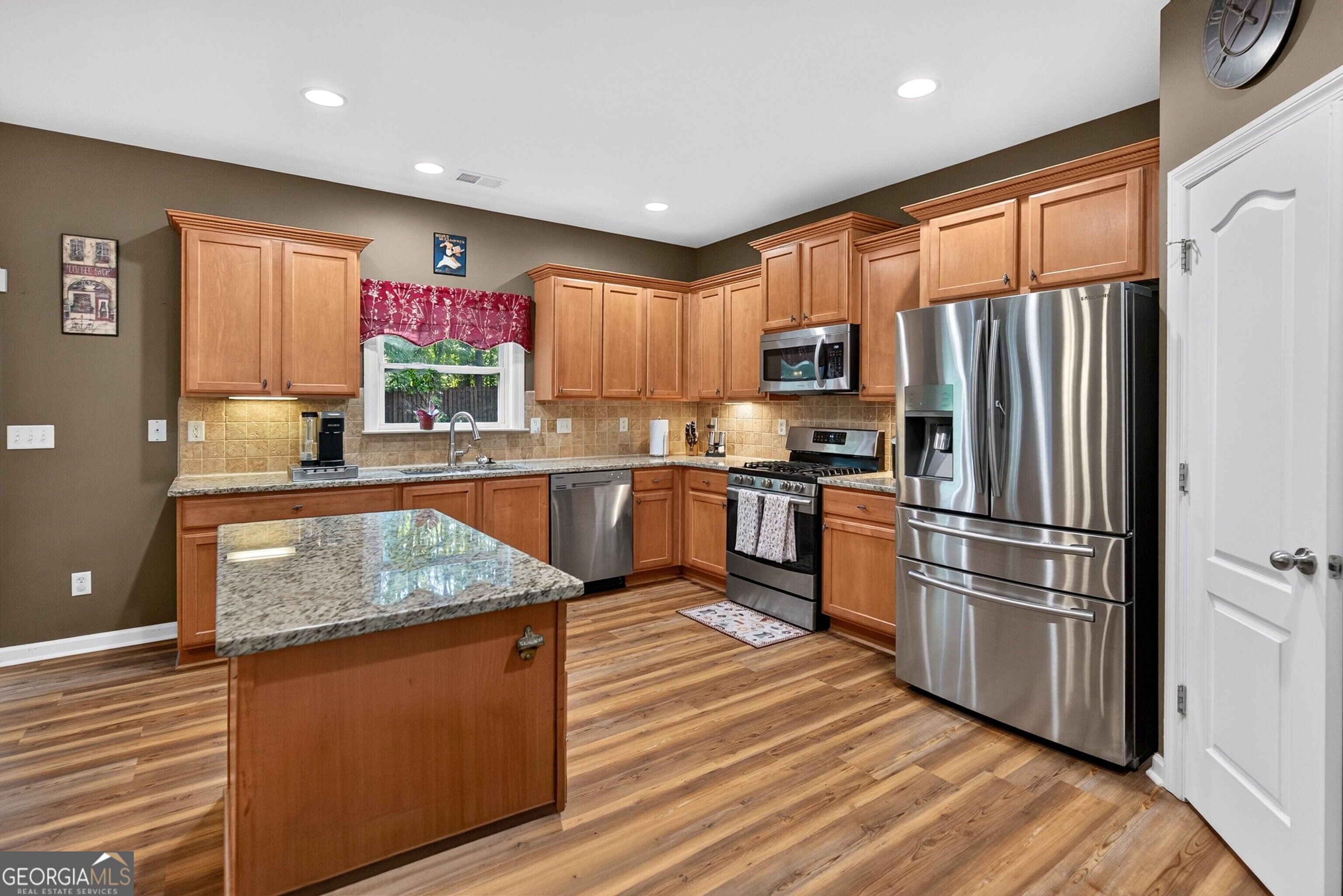 105 Mulberry Drive Property Photo 35