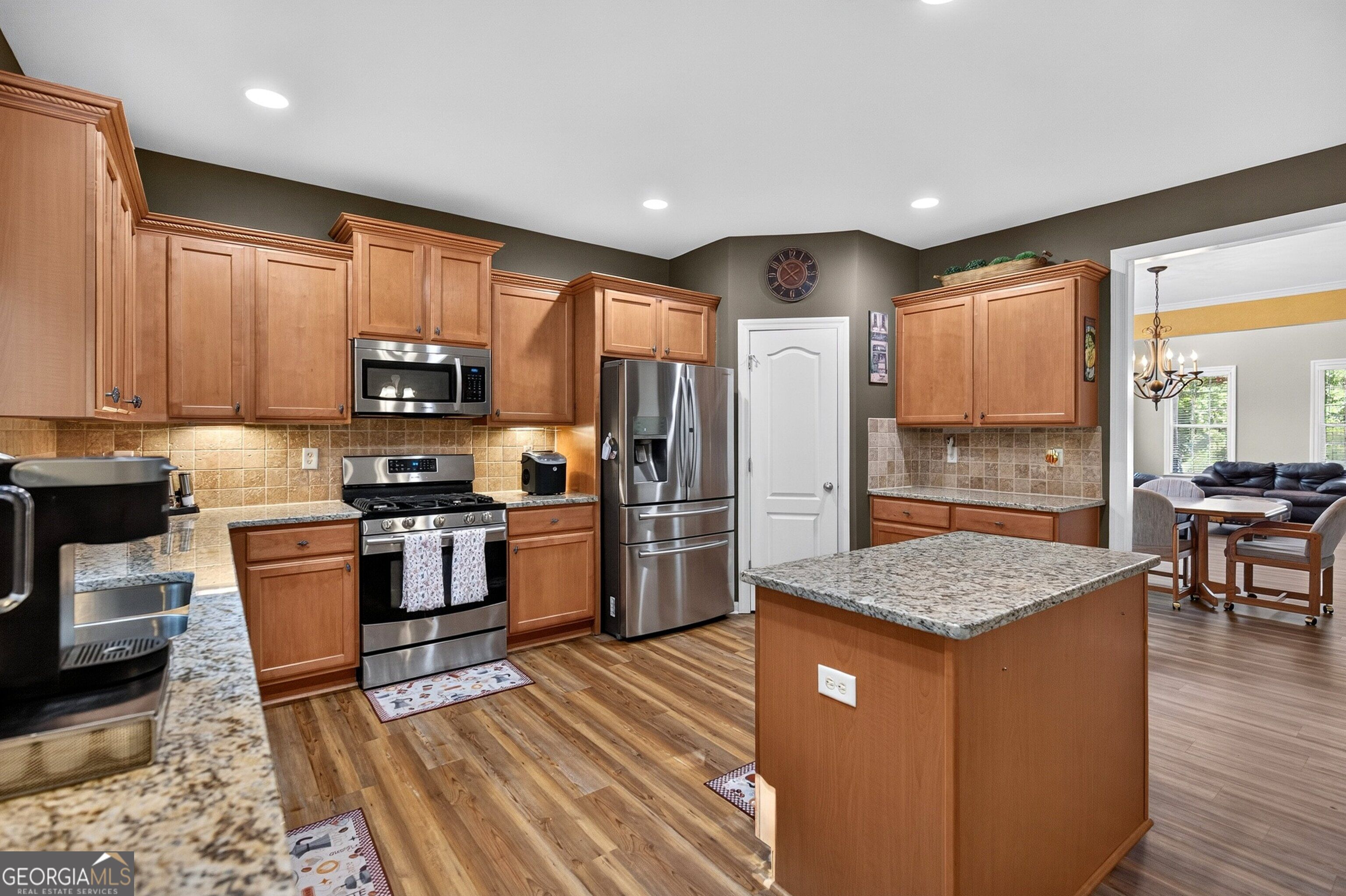 105 Mulberry Drive Property Photo 37