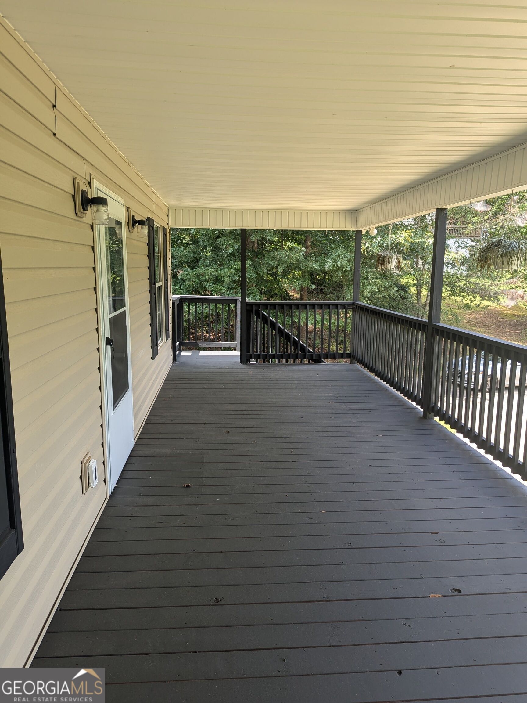 58 E Pinewood Drive Property Photo 6