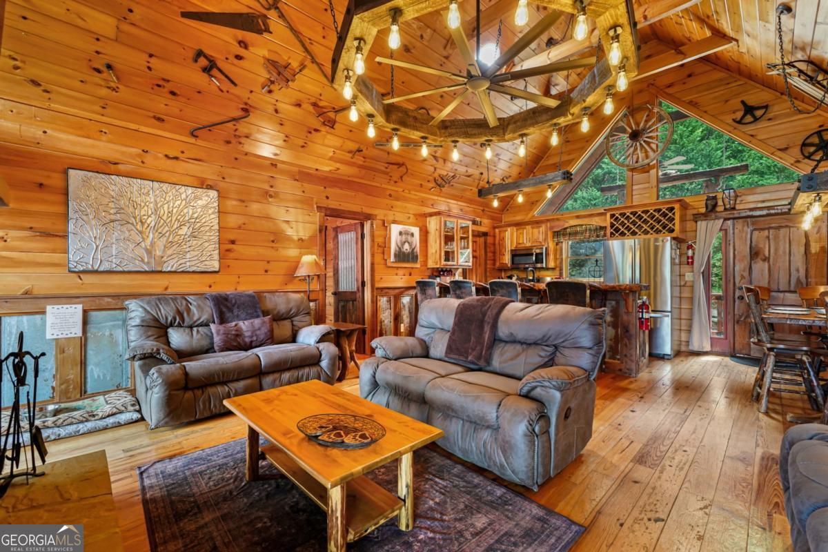 551 Amy Creek Circle Property Photo 16