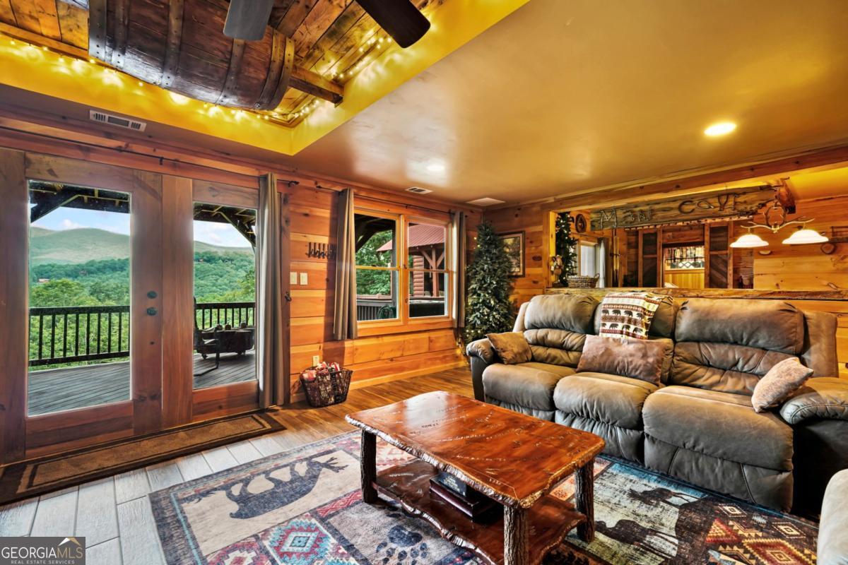 551 Amy Creek Circle Property Photo 30