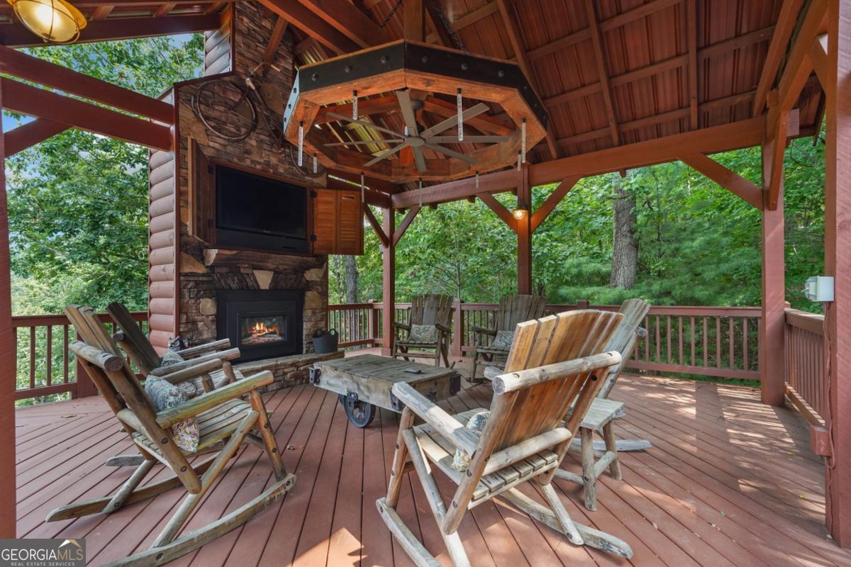 551 Amy Creek Circle Property Photo 43