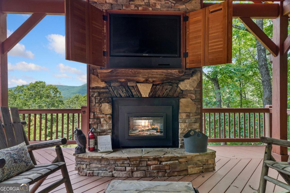 551 Amy Creek Circle Property Photo 44