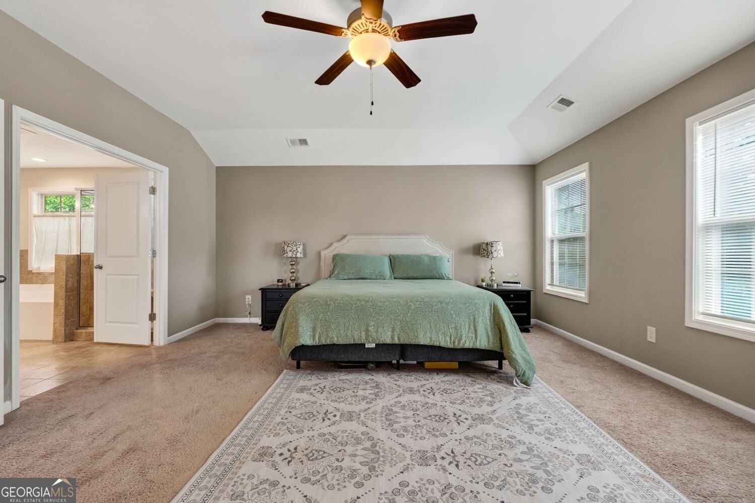 217 Cliffhaven Circle Property Photo 24