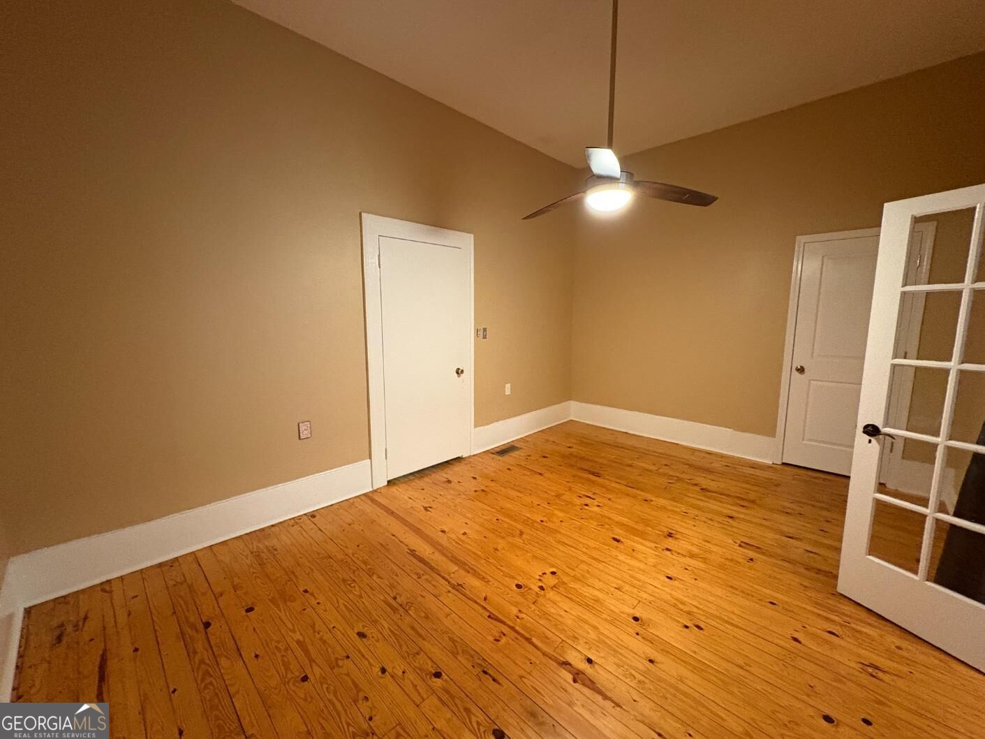 599 Gordon Street Property Photo 26
