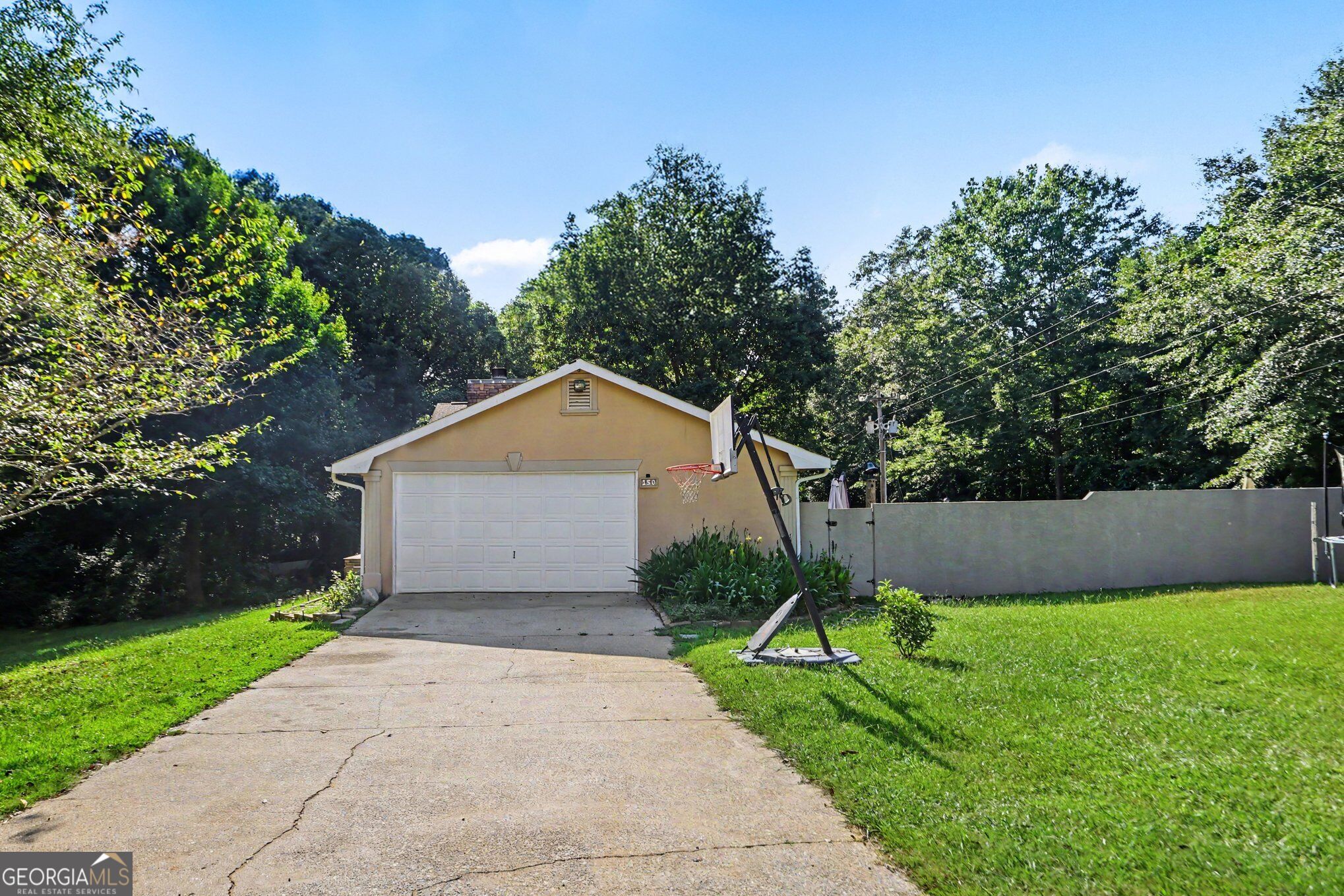 150 Aspen Lake Drive E Property Photo 6